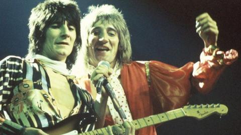 Rod Stewart (right) and Ronnie Wood 