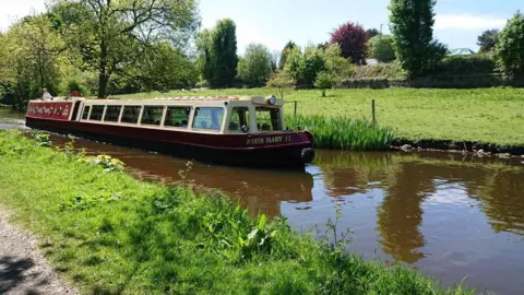 Judith Mary II Judith Mary II being cruised along the Peak Forest Canal when it was moored in Whaley Bridge