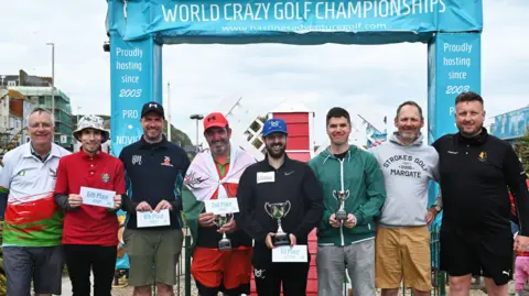 Natalie Evans Some of the competitors