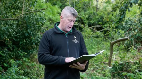  Commonwealth War Graves Commission Mac MacDonald MBE 