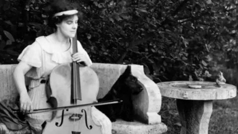 Beatrice Harrison playing cello in 1924