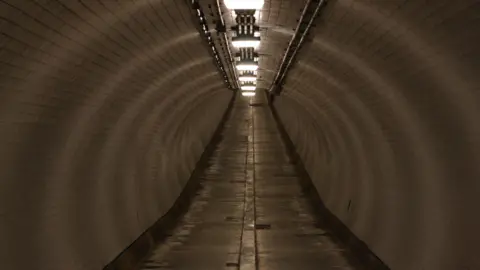 Woolwich foot tunnel