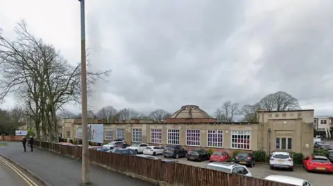 Google Google image of Ilkeston School