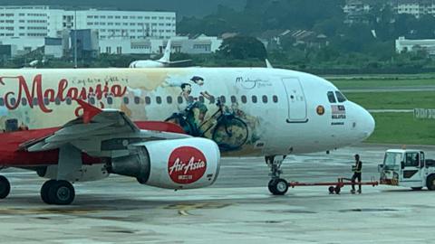 AirAsia accused by artist for allegedly 