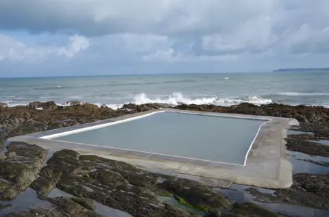 Torridge District Council Sea pool