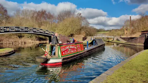 Kev Maslin Fuel boat, and ex Fellows Morton & Clayton Roach