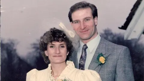 Leukaemia UK Malcolm and Ruth Knight on their wedding day