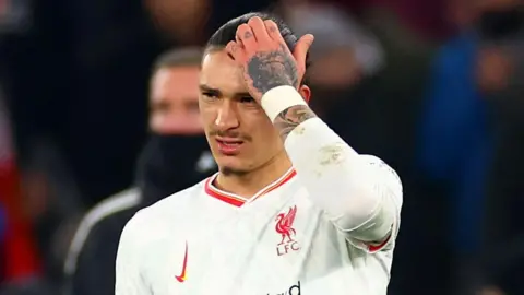 Darwin Nunez with his hand on his head during Liverpool's draw against Aston Villa