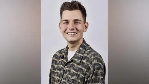 Tyron Surmon A headshot of Tyron Surmon 