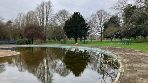 Amanda White/BBC Pickering Park paddling pool