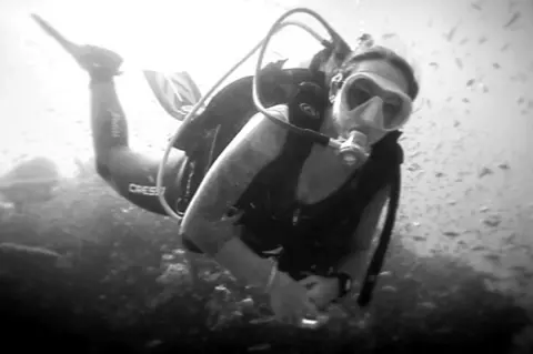 Survivors inform BBC of terrifying escapes Hissora under water in scuba gear