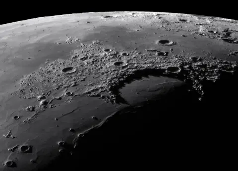  by Gábor Balázs Shadow peaks of Sinus Iridum on the moon