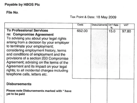 Bagian dari surat pengacara yang menunjukkan faktur untuk nasihat hukum - biayanya terdaftar sebagai £ 652 dengan 15% PPN dibayarkan pada £ 97,80