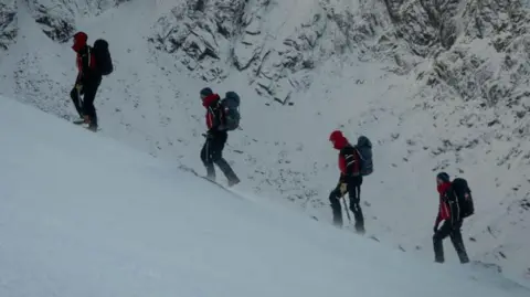 SAIS Southern Cairngorms RAF rescue team training in the Southern Cairngorms