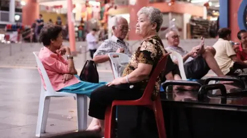 Getty Images افراد مسن در سنگاپور