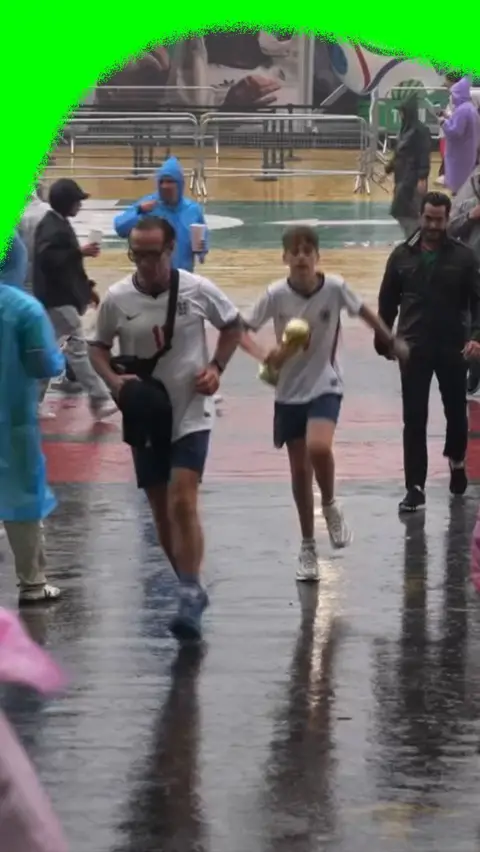 England fans 