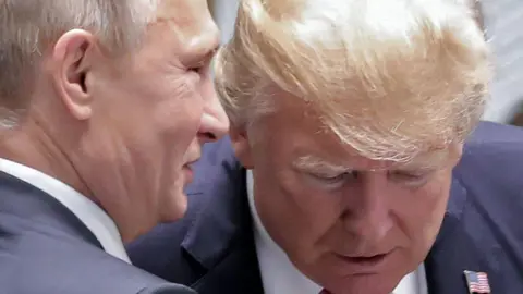 Getty Images Vladimir Putin addressed Donald Trump directly at a summit in Vietnam in November 2017. Trump wears the American flagpole on his lapel, looking from the front, from the front, and Putin is in the profile. 