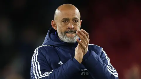 Nottingham Forest manager Nuno Espirito Santo applauds fans