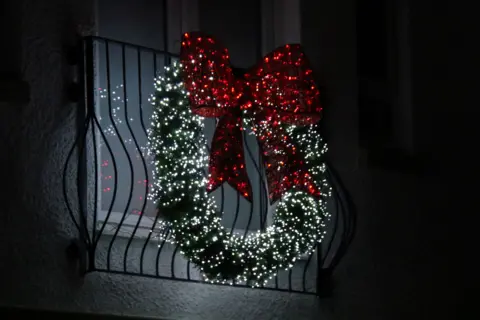 Stewart Macfarlane Wreath