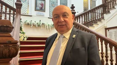 Andrew Turner/BBC Carl Smith