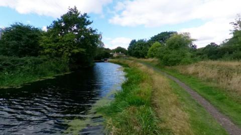 Huddersfield Broad Canal