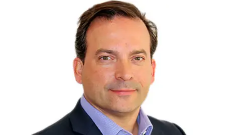 Spire Hospital Tim Dudderidge, Consultant Urologist regularly who uses this technique at Spire Southampton Hospital