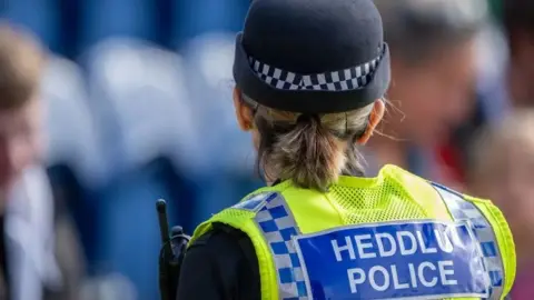  HEDDLU POLICE