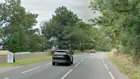 A street view of the A47 near Earl Shilton. It is a dual carriageway with two cars driving away from the camera.