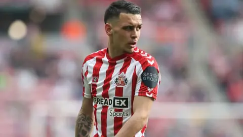 Enzo le Fee looks on while playing for Sunderland