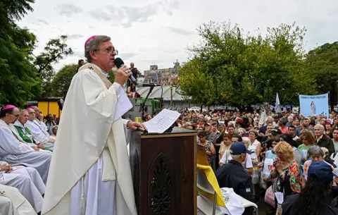 Getty Images The archbishop of the City of Buenos Aires Jorge Garcia Cuerva leads a mass for the health of the Pope in Buenos Aires, Argentina on 24 February 2025.