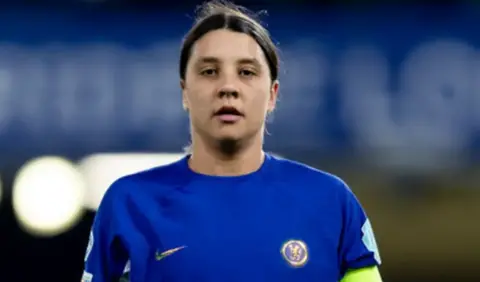 Sam Kerr in a Chelsea top