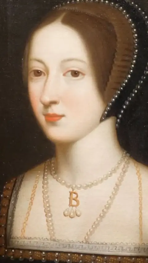 A portrait image of Anne Boleyn.