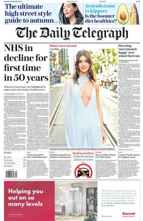 Judul utama The Daily Telegraph berbunyi "NHS mengalami penurunan untuk pertama kalinya dalam 50 tahun"