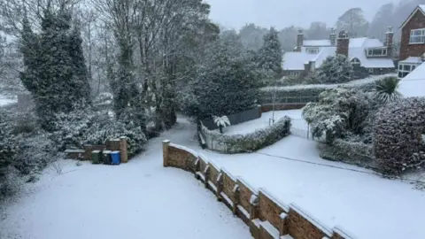 Weather Watchers Snow covers homes and gardens in Scarborough