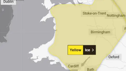 Met Office A weather warning map provided by the Met Office displaying the yellow ice warning across Wales