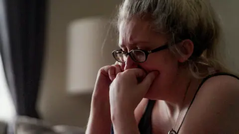 Blast Films Karen phones for help to find her missing daughter, Larissa