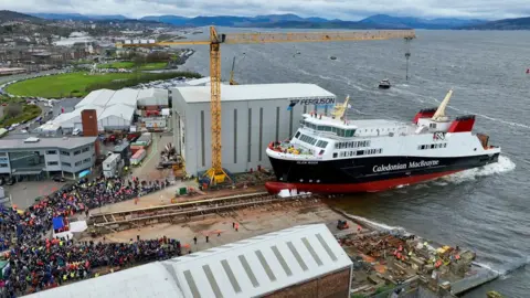 Steve McIntosh / HAWQ Drone Services ferry launch 