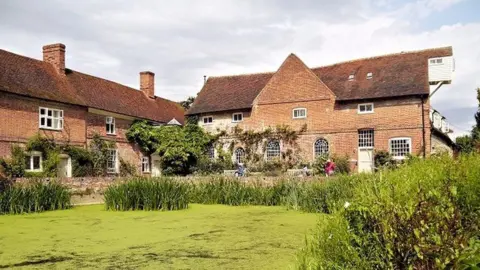 David Dixon/Geograph Flatford Mill