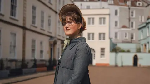 Ella Bruccoleri as Mary Bennet