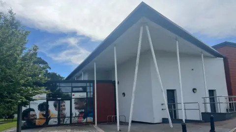 Matthew Bannister The exterior of Nottingham New Theatre