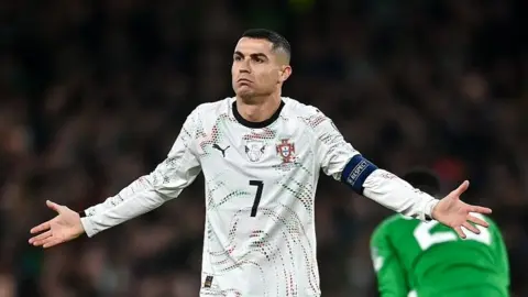 Cristiano Ronaldo reacting to being shown a red card