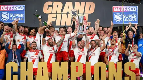 Hull KR celebrate winning the 2025 Grand Final