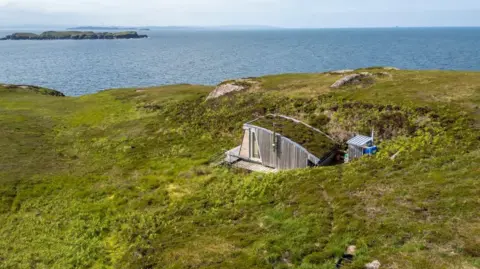 Elliot Roberts Cabin on Mullagrach island