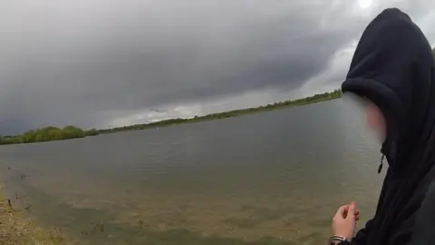 Nottinghamshire Police Police bodycam footage from a Nottinghamshire Police officer as a suspect was arrested for illegal fishing. 