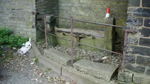 Humphrey Bolton/Geograph  public stocks 