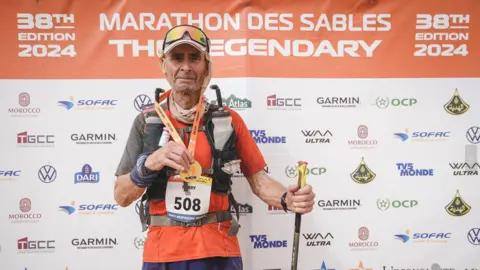 MARATHON DES SABLES/SUAVE CREW Harry Hunter