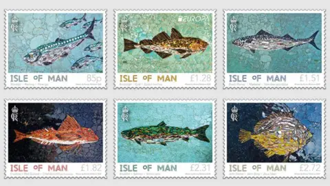 IOMPO The new marine mosaics collection