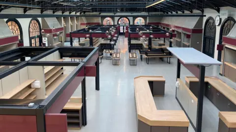 Sharon Edwards/BBC The interior of the Cornhill Market in Lincoln