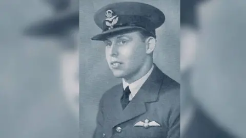 Flt Lt Norman Merrett Flt Lt Norman Merrett