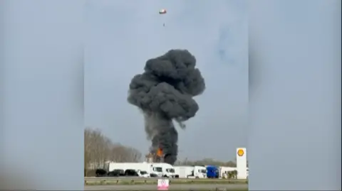 Two alpha jets collides in France